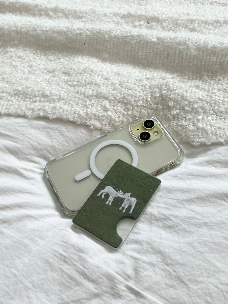 [loving sheep magsafe cardslot]
