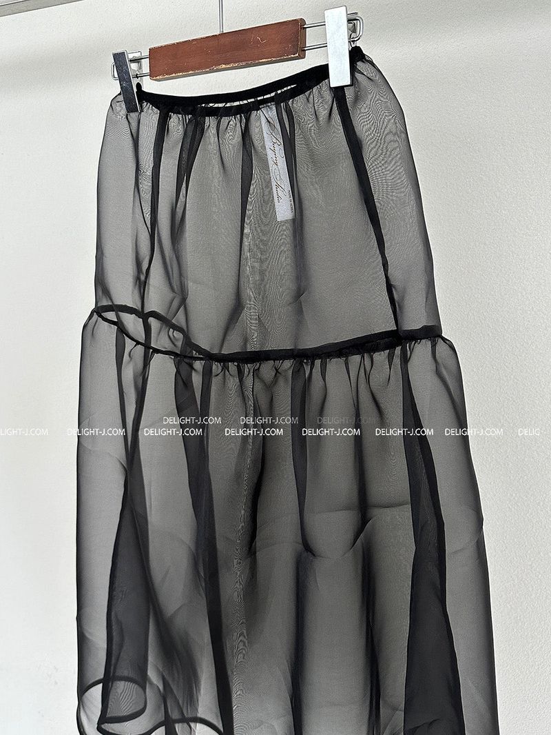 Volume see-through layered long skirt