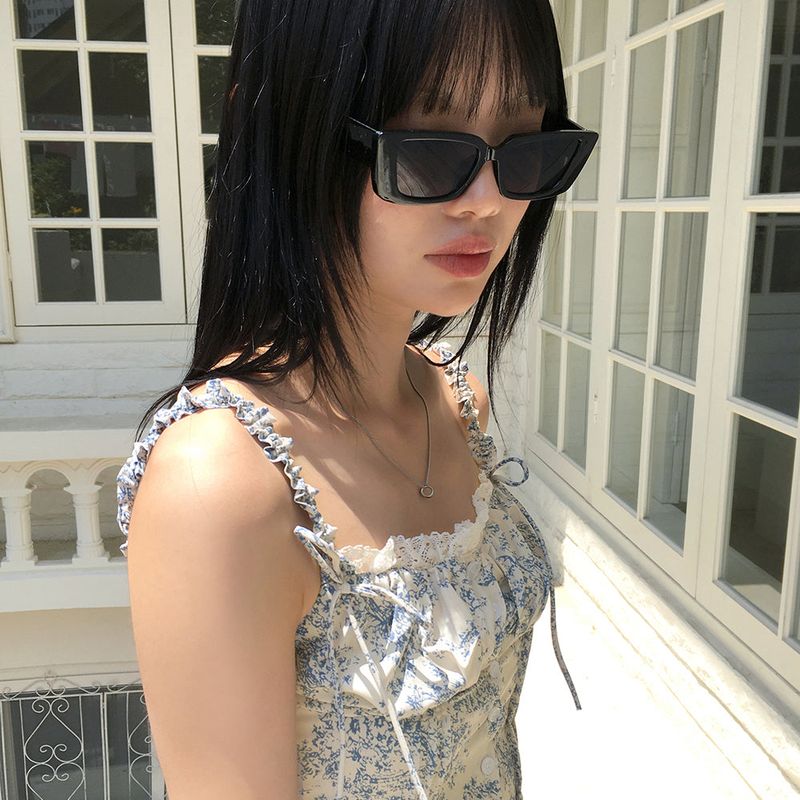 WONDER WONDER(ワンダーワンダー)の「Chav Bold Square Sunglasses(Fashion Accessories)」