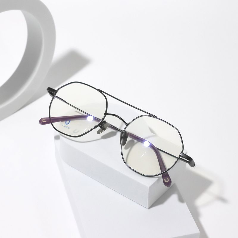 Knouun Round titanium glasses CODE. 103. A Black
