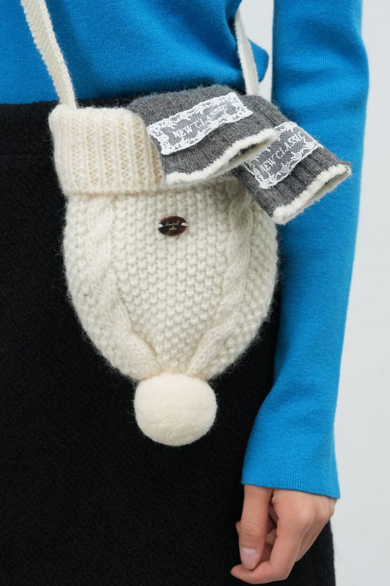 beanie knit bag