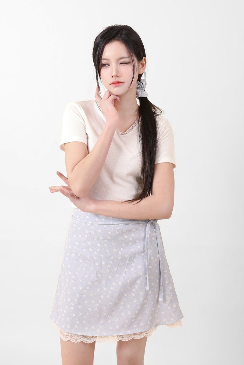 cattline(カトリーヌ)の「Lace Flower Mini Skirt(Skirts)」