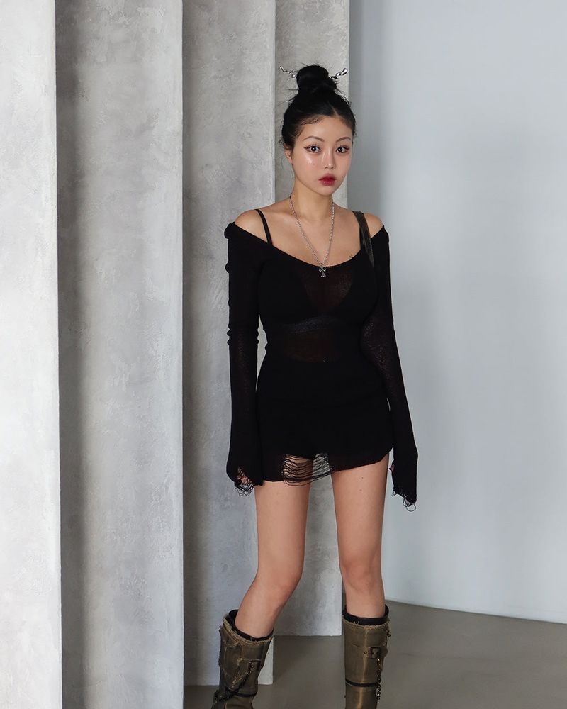 damage net see-through long knitwear