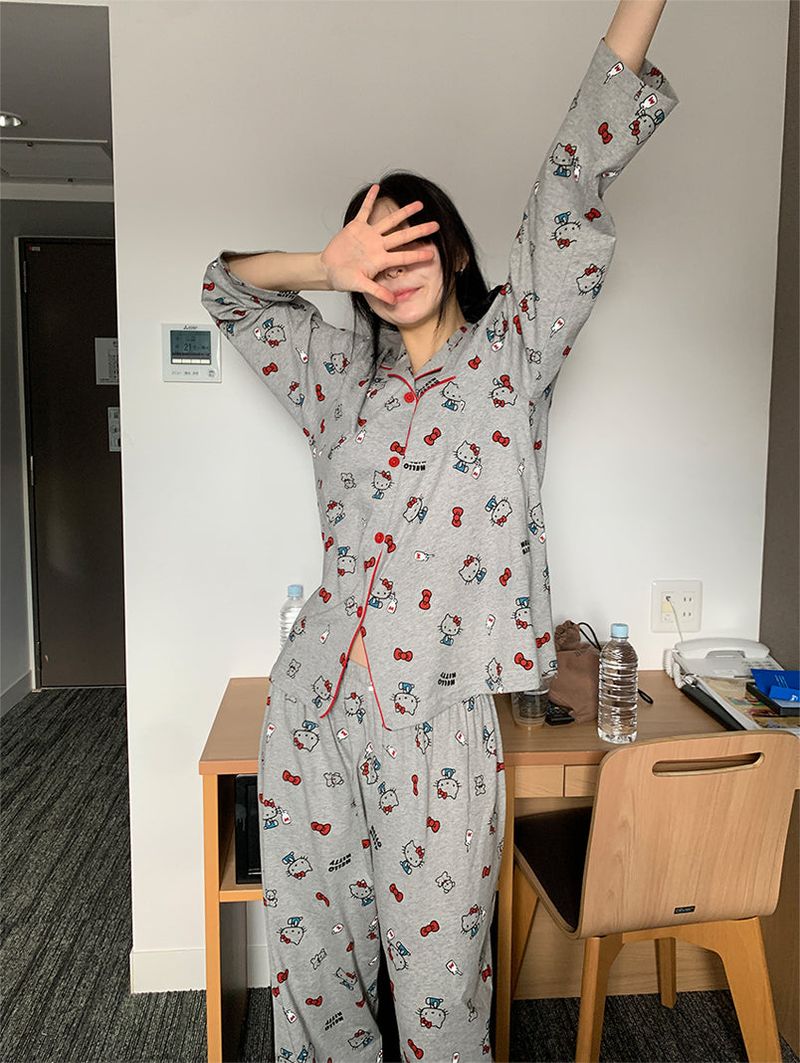 [SANRIO] HELLO KITTY PAJAMAS