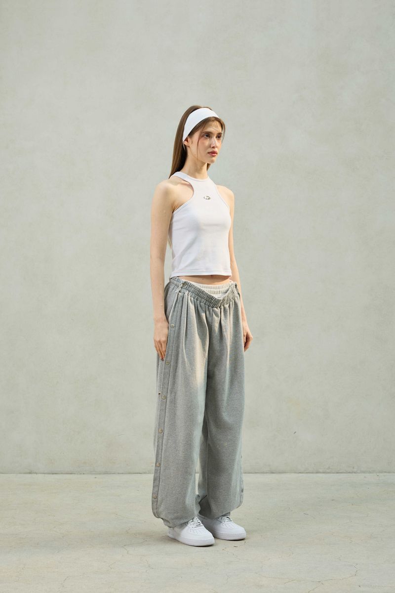 POPPY SLEEVELESS TOP / WHITE