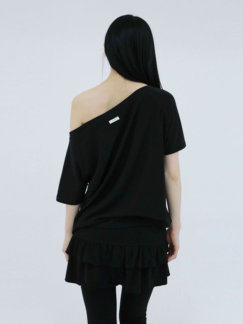 UNBALANCE BUTTON SHOULDER TOP(BLACK)