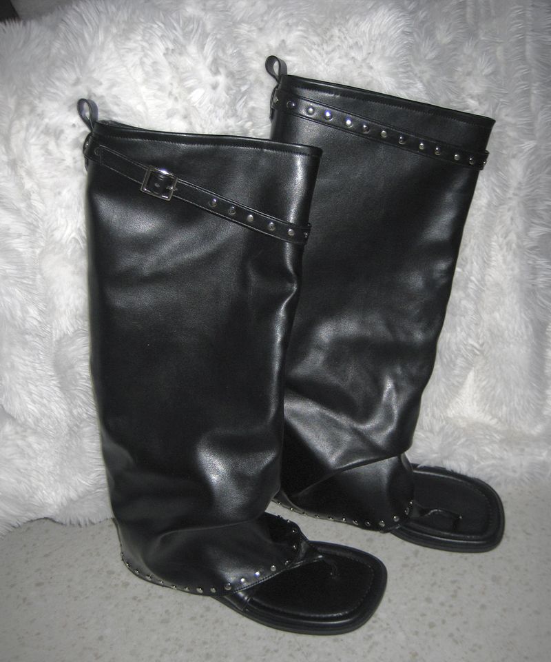 meego（ミーゴ）の「rivet thong boots（Shoes）」