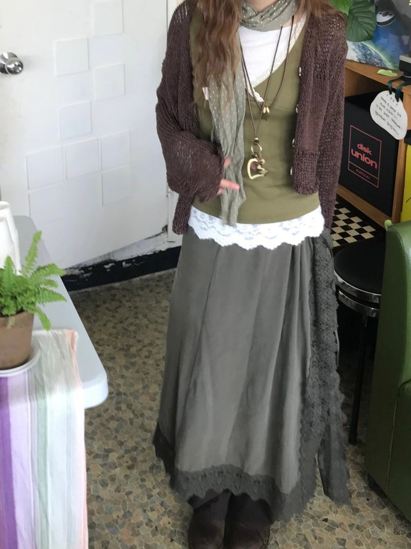 repe lace sleeve
