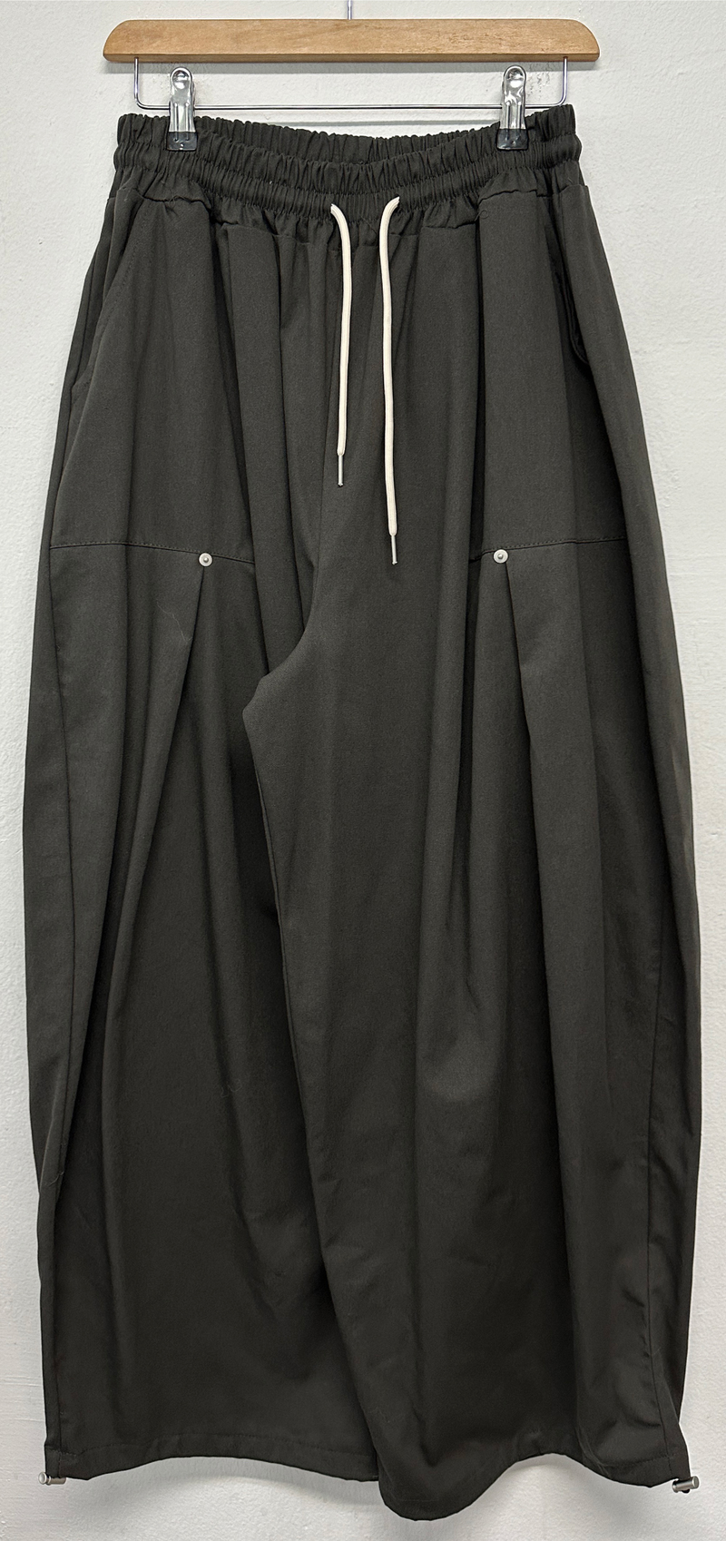 KOREAN/STRING 🩵 STUD RIVET POINT FRONT SLIT OVER HIP BALLOON WIDE LONG PANTS 🩶🖤🩵 - 3 COLORS