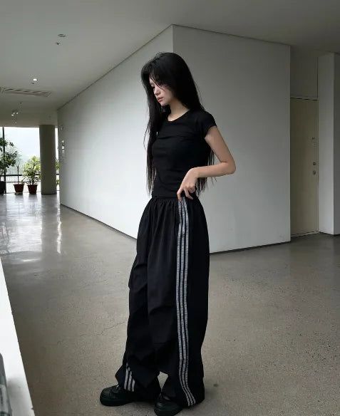 Silver Edge Line Wide-Leg Pants