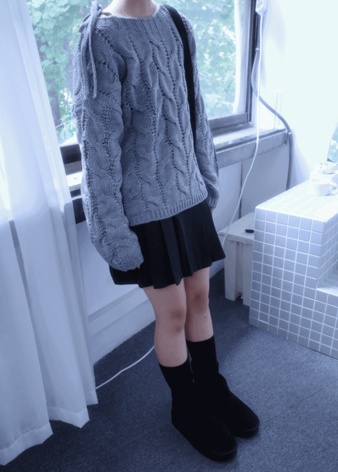 myorang（ミョラン）の「パディングオフショルダーニット（トップス）」