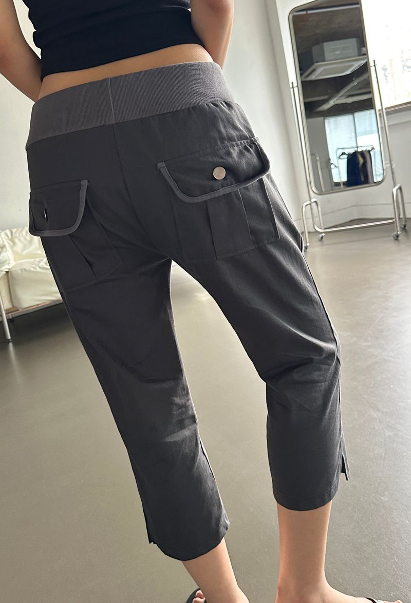 クライム スリーク ヒップ ボタン カプリ パンツ 3カラー