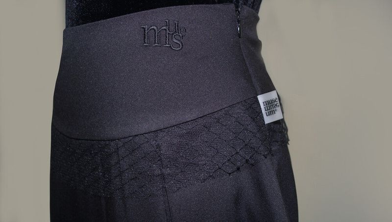 Bella skirt - black