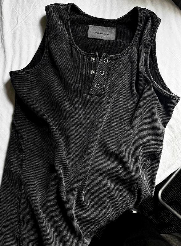 Pigment Dyeing Washing Vintage Muscle Fit Henley Neck Sleeveless Shirt