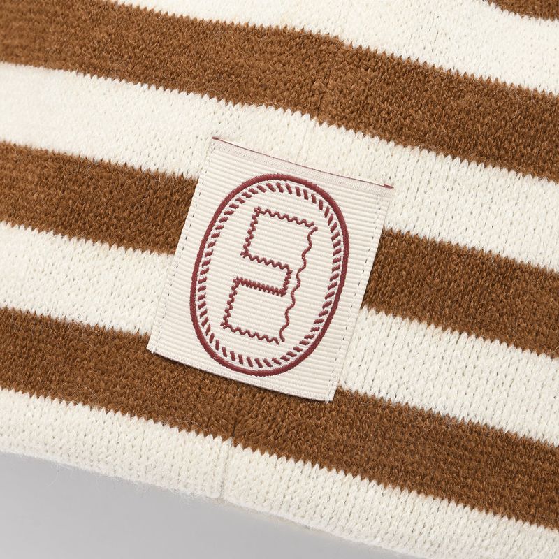 Striped knit beanie / Camel