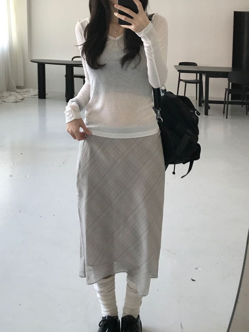 Lia Checkered Midi Skirt (2 colors)