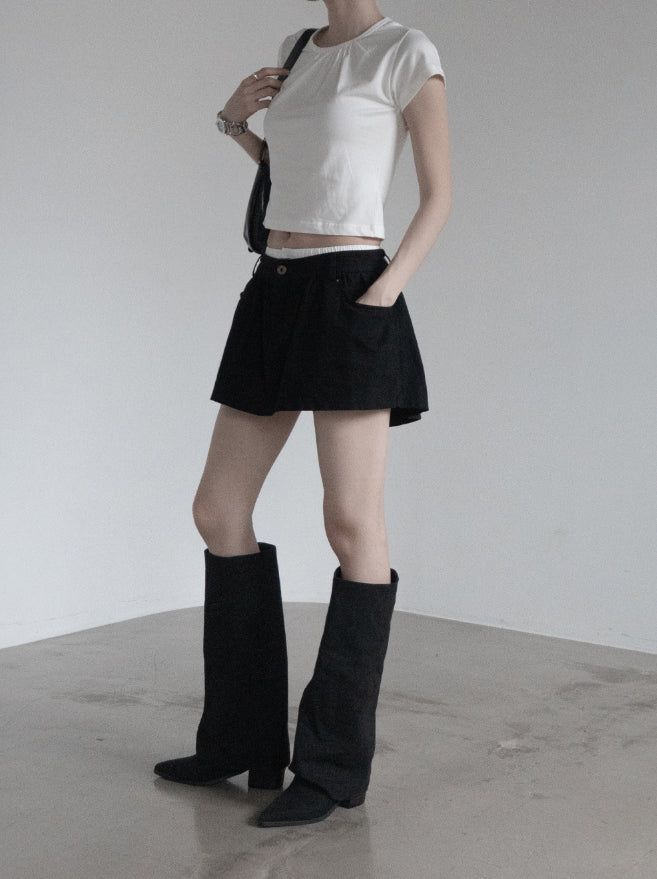 Center Shirred Round Crop Top