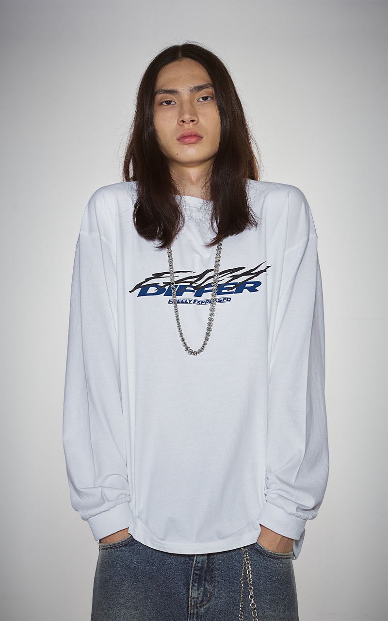 EACH DIFFER(イーチディファー)の「GRAFFITI LONG SLEEVE_WHITE(Tops)」
