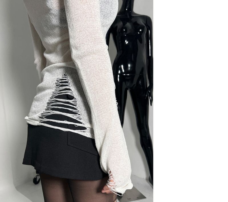 Scooped damage see-through knit (2 Color)