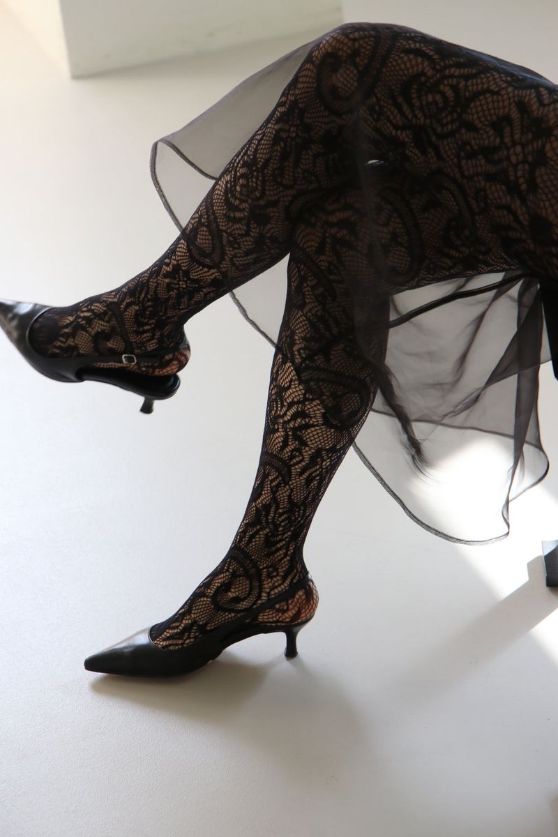 flower lace mesh tights (black)