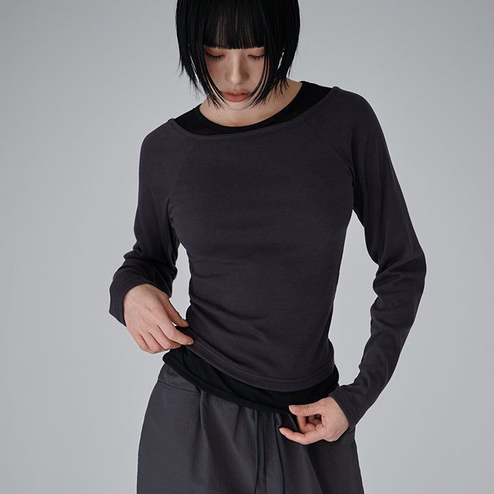 blitti（ブリッティ）の「[Metzia]ラグラン レイヤード ロングスリーブ Tシャツ - 3カラー（トップス）」