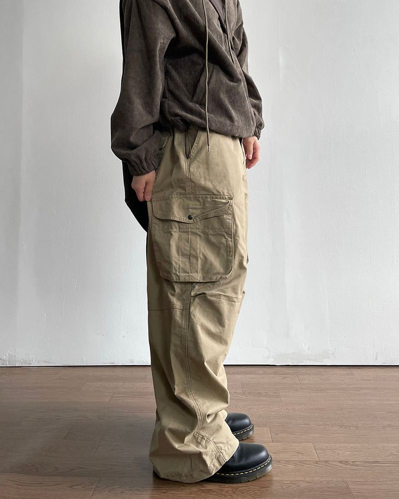 Leg Washing Cargo Pants