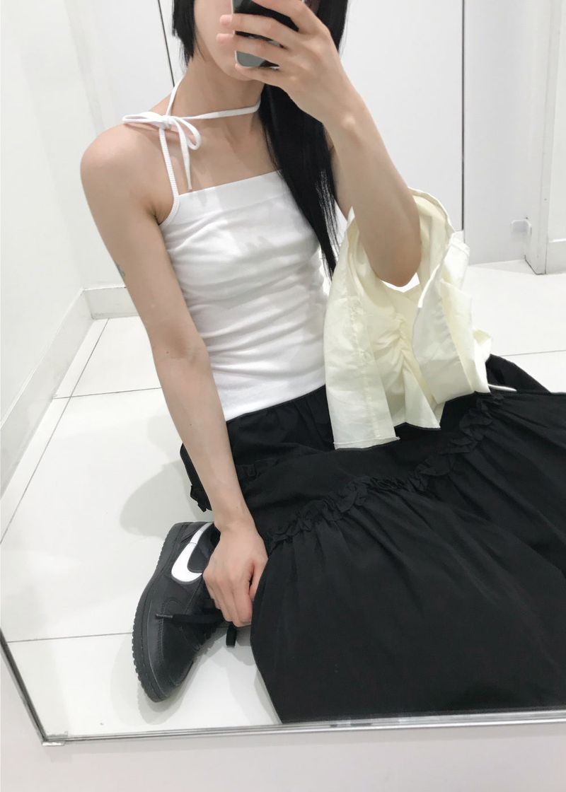 TIE SLEEVELESS