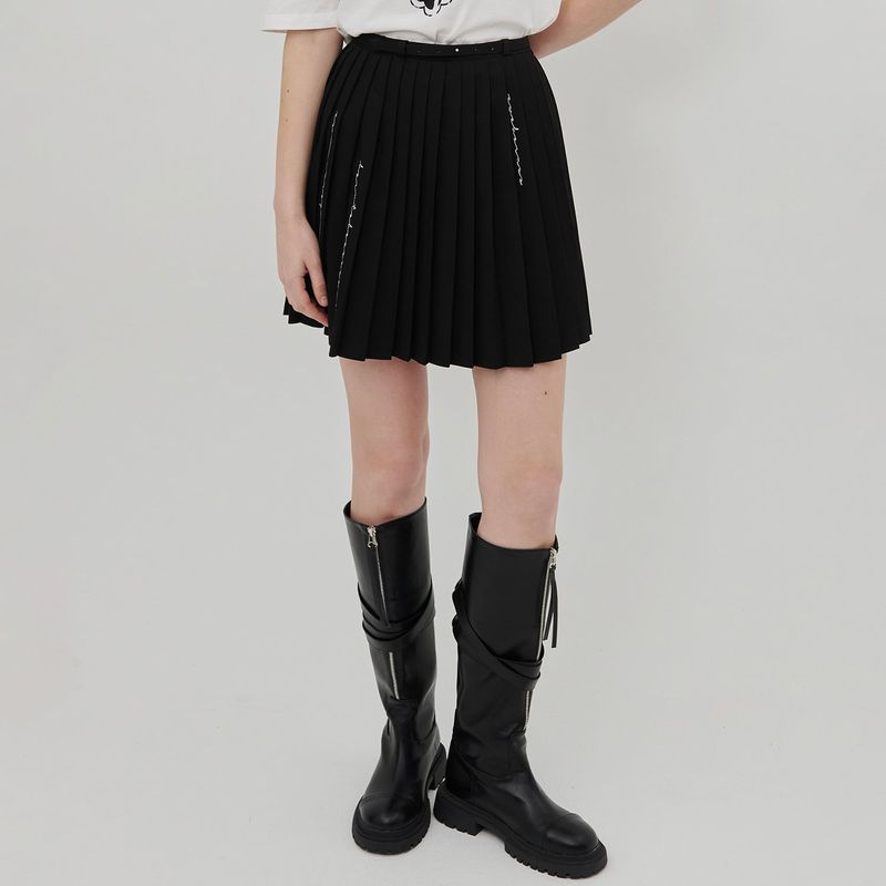 AWE BORN US（アボンアス）の「【MADE】LOGO PRINT PLEATED SKIRT [BLACK]（Skirts）」
