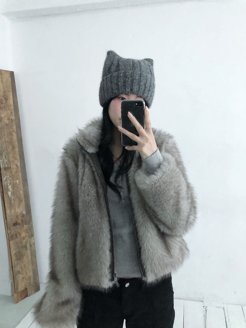 Fox fur zip-up