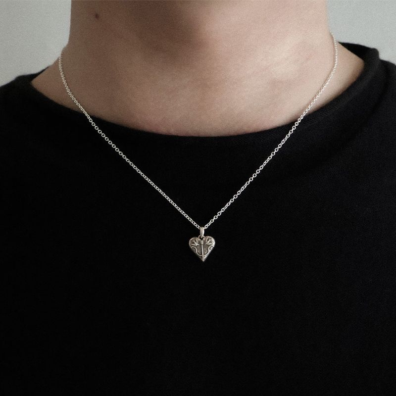 [MADE] HEART CHASER NECKLACE