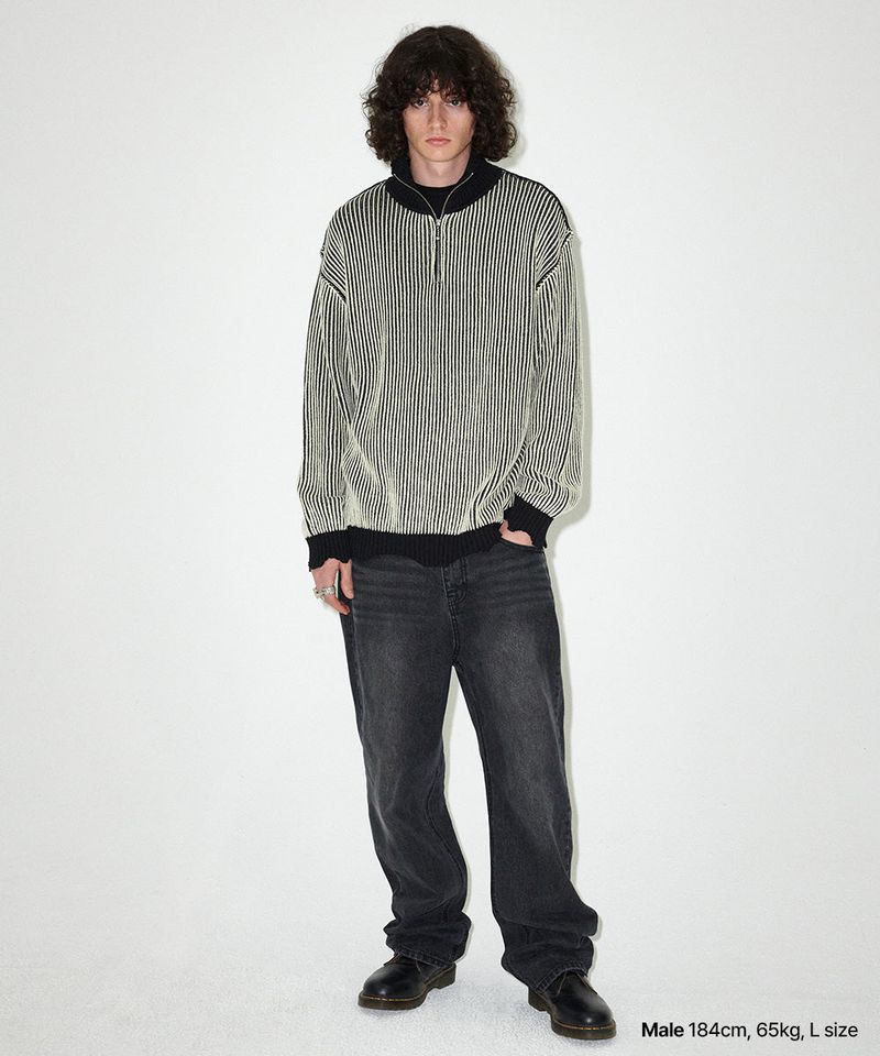 CUTTING CONTRAST HALF ZIP-UP KNIT