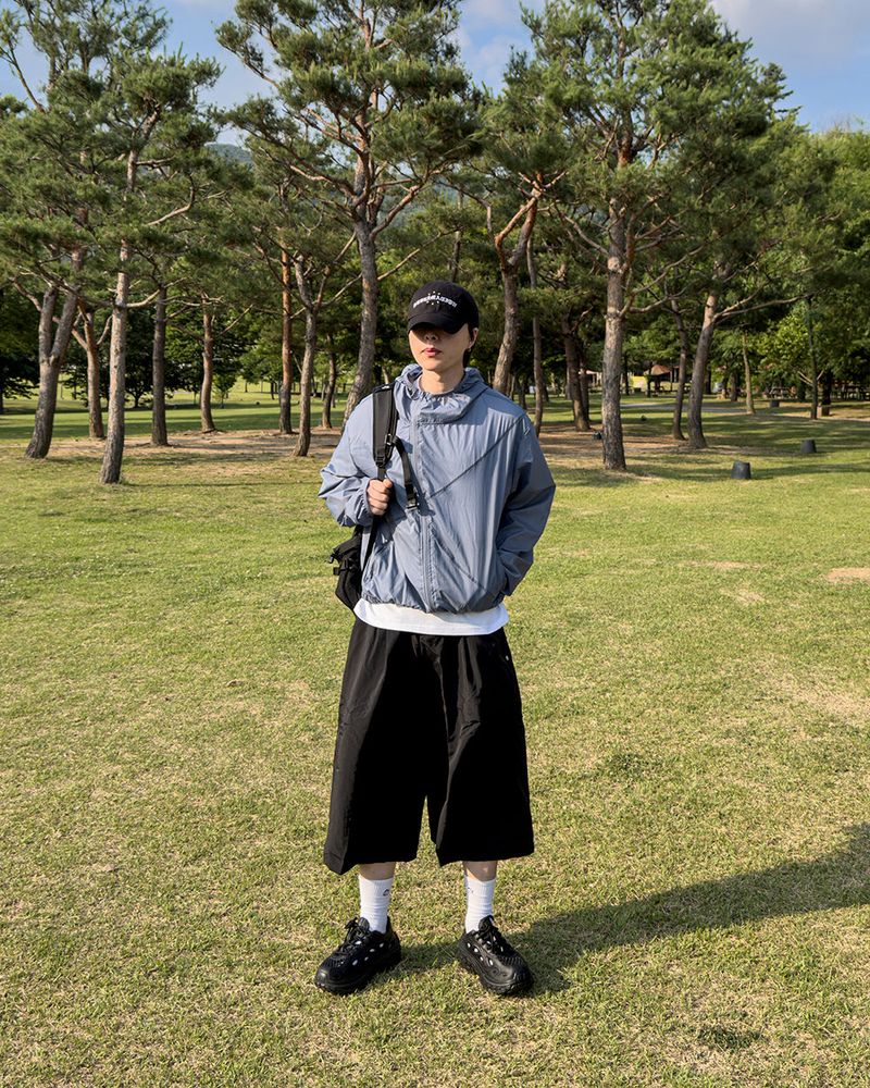 Aeric Diagonal Lightweight Windbreaker