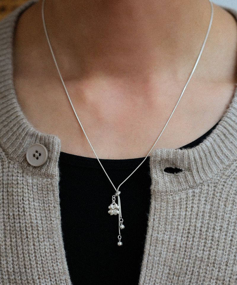 Ribbon clover necklace SV (925 silver)