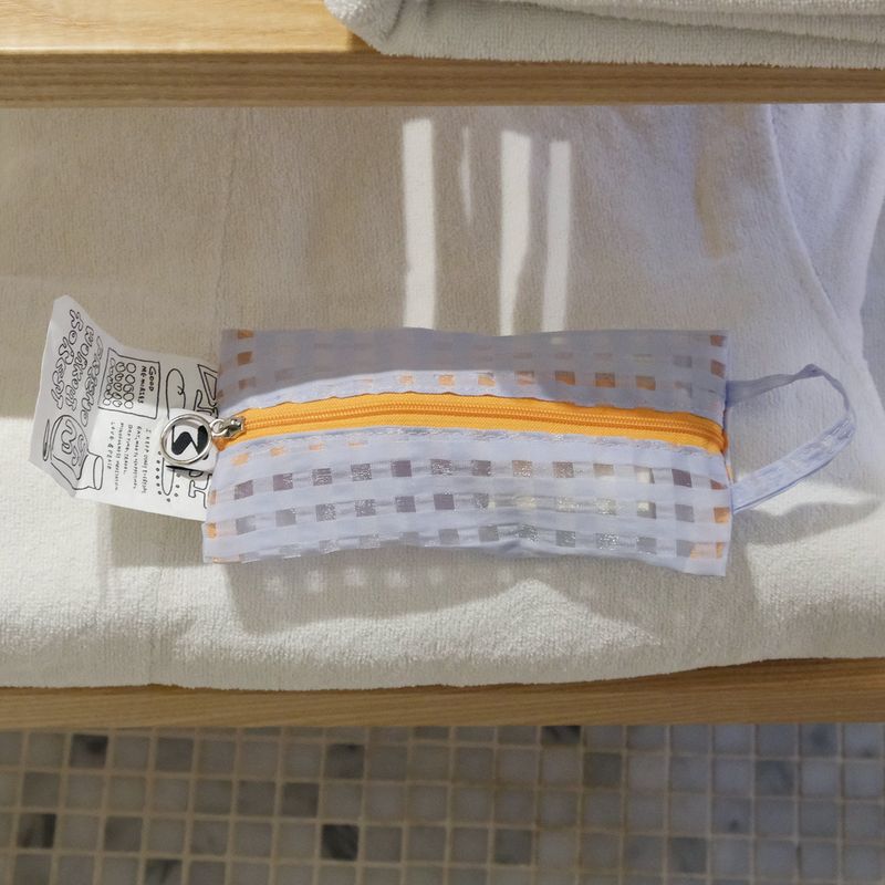 minmin（ミンミン）の「Glossy Cross Stripes Pencil Case (Sky Orange)（Smartphone Accessories）」