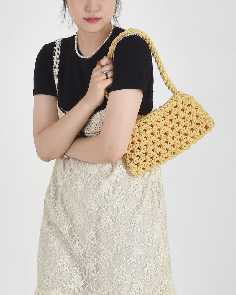 fruit net hobo bag (lemon)