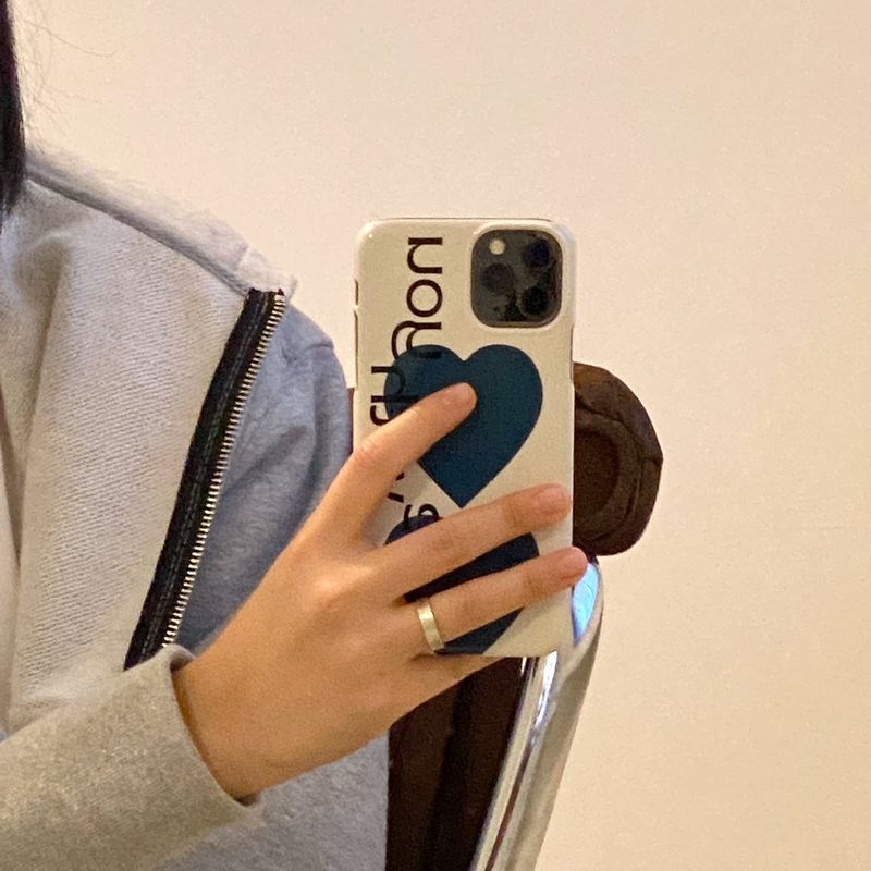 poft（ポフト）の「dive with you lettering case ivory（Smartphone Accessories）」