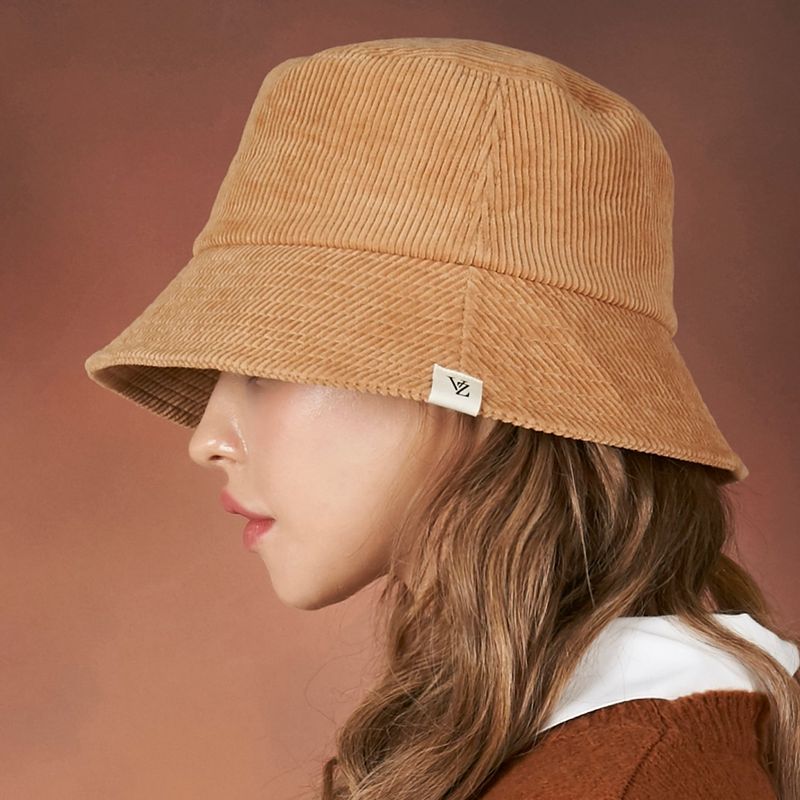 Corduroy label bucket hat