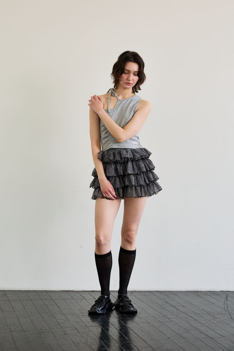 BEBE UNBALANCE SLEEVELESS TOP / GRAY
