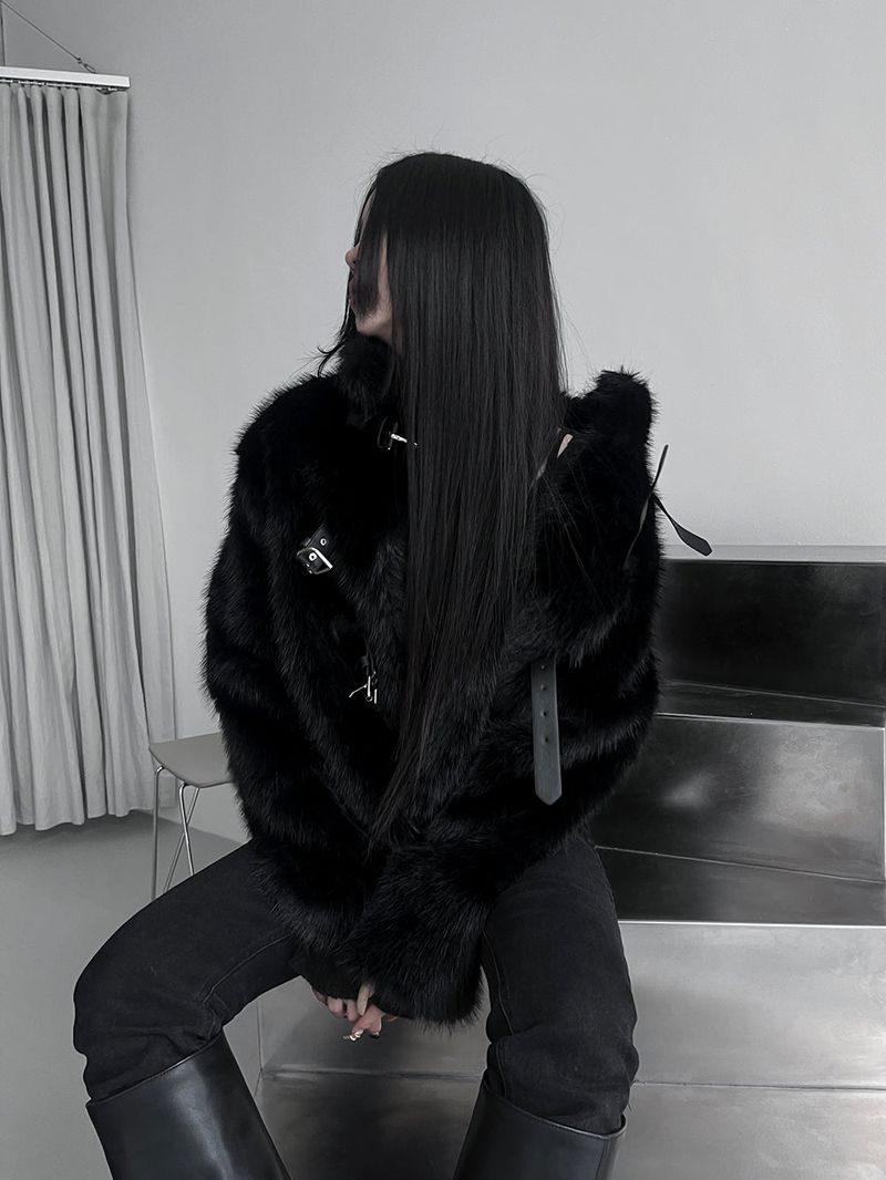 URBAN UNIQUE（アーバンユニーク）の「black buckle fur jacket（Jackets/Outerwear）」