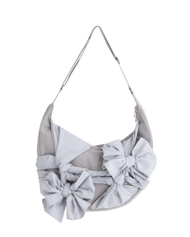 IUGAMAKARAS（イウガマカラス）の「Knotted Shoulder Bag (Nylon-Silver)（Bags）」