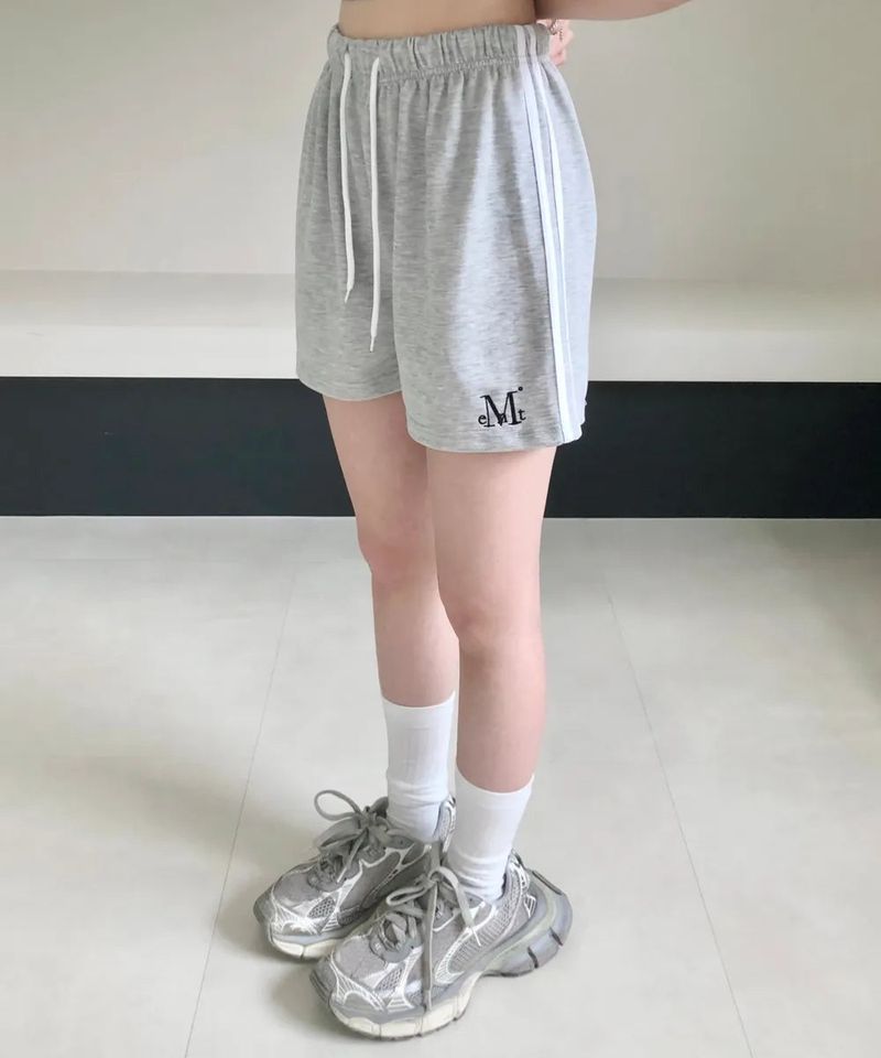 MUCENT（ムセント）の「VIVA サイドトラックライン スウェットハーフパンツ(4COLOR) （パンツ）」