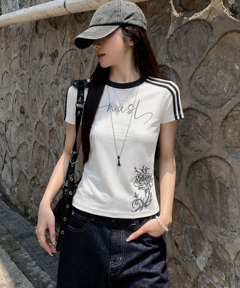NOTUSUAL(ノットユージュアル)の「Dot Rose Font Semi Crop T-Shirts - 6COLOR(Tops)」
