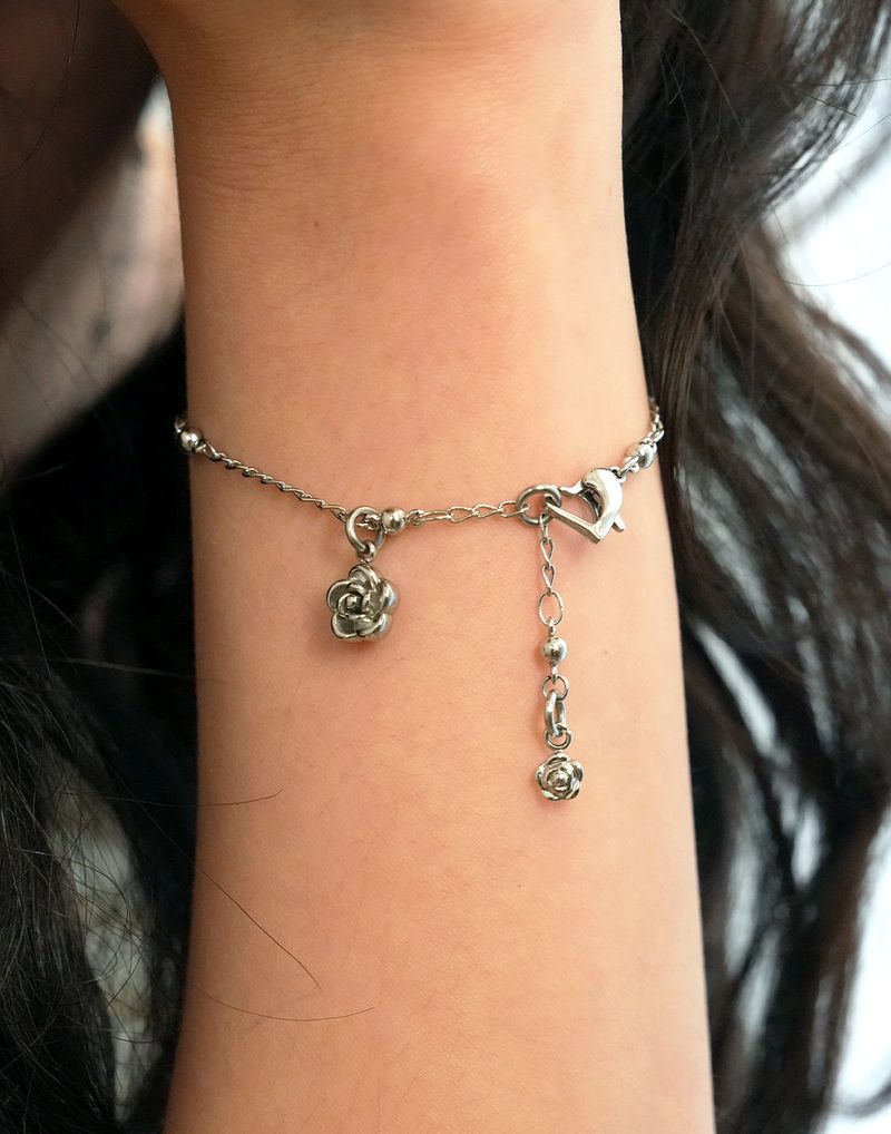 Boho Libertude（ボホリベルチュード）の「Rosebound Bracelet（Accessories）」
