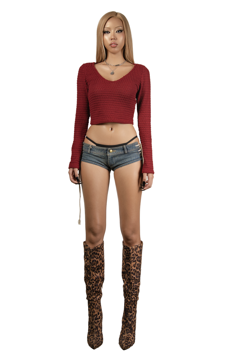 TATICHU（タティチュ）の「POP Long Sleeve Vneck Cropped Top（Tops）」