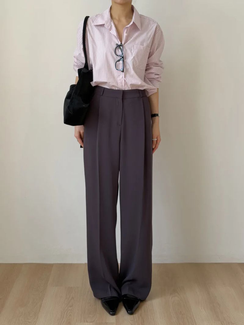 One Tuck Semi-Wide Slacks