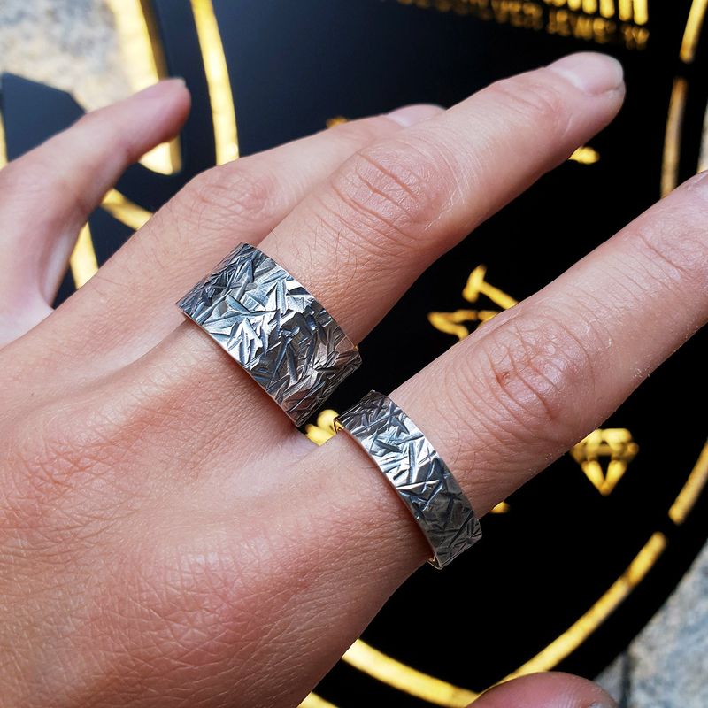 Rough12 vintage silver ring