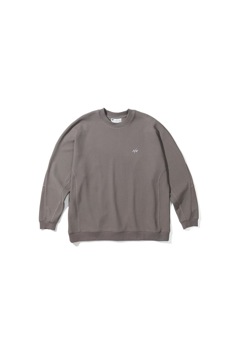 NīNEpointNīNE（ナインポイントナイン）の「MARS LONG SLEEVES TEE - GRAY（Tops）」