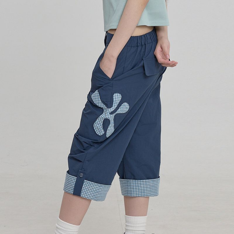 Check Applique Capri Pants
