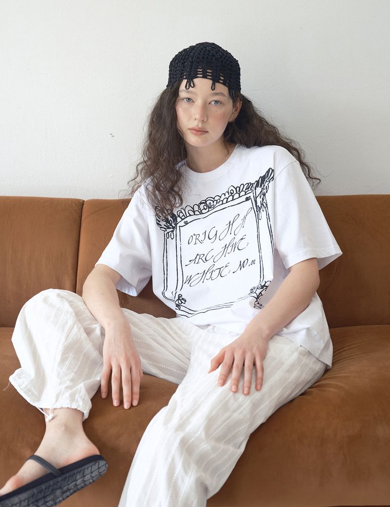 Frame Graphic Oversized T-Shirt