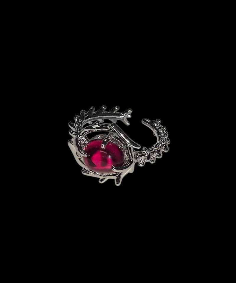 Red Vine Unique Ring